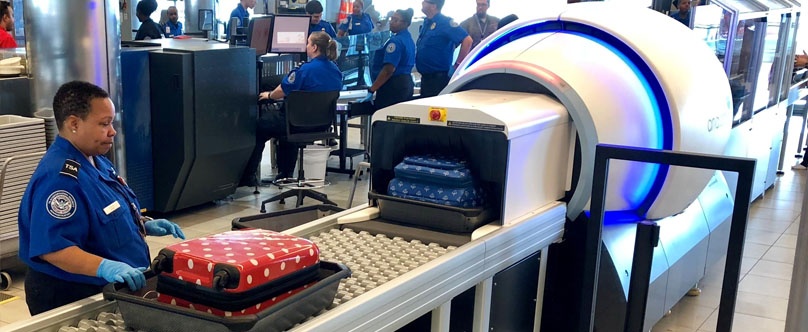 Les scanners de tomographie par ordinateur, le nouvel outil des contrôles de sécurité des aéroports