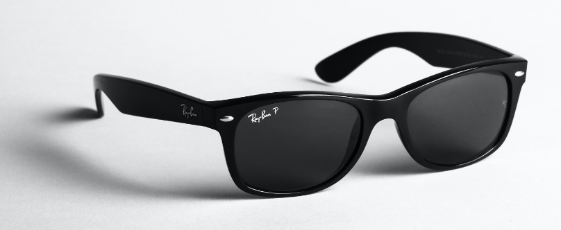 Facebook lance des lunettes connectées en partenariat avec Ray-ban